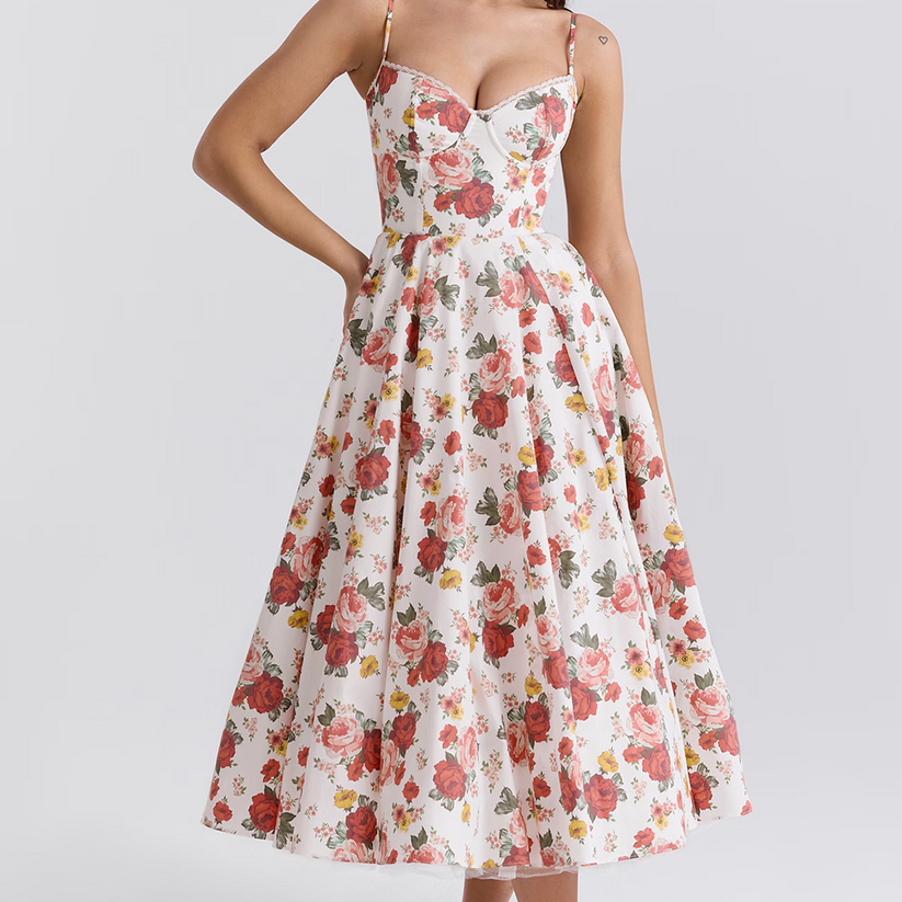 Elegancka Sukienka Maxi Z Podkreśloną Talią