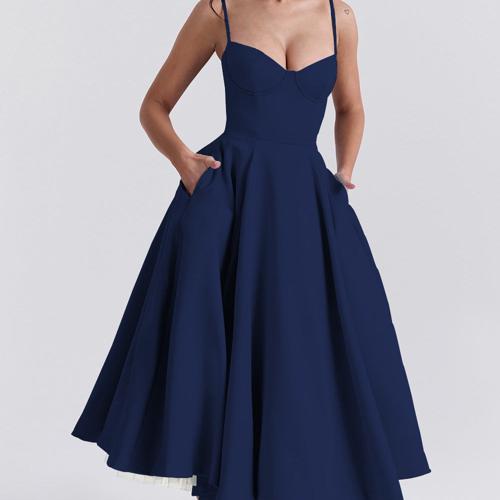Elegancka Sukienka Maxi Z Podkreśloną Talią